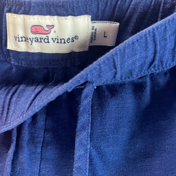 Vineyard Vines Shorts - Picture 4 of 4